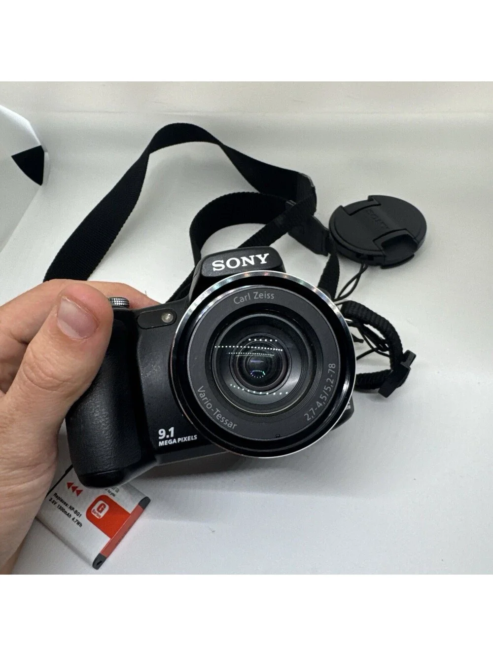 Sony Cyber-shot DSC-H50 9.1MP Digital Camera w/Battery Tested And Working
